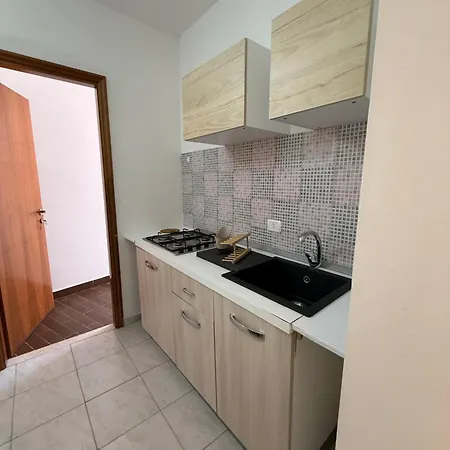 Tosk House アパート *