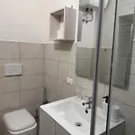 아파트 Tosk House 페스키치